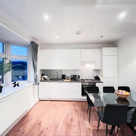 Prime Location Camden Luxury Apt Sleeps 6 Лондон Екстериор снимка